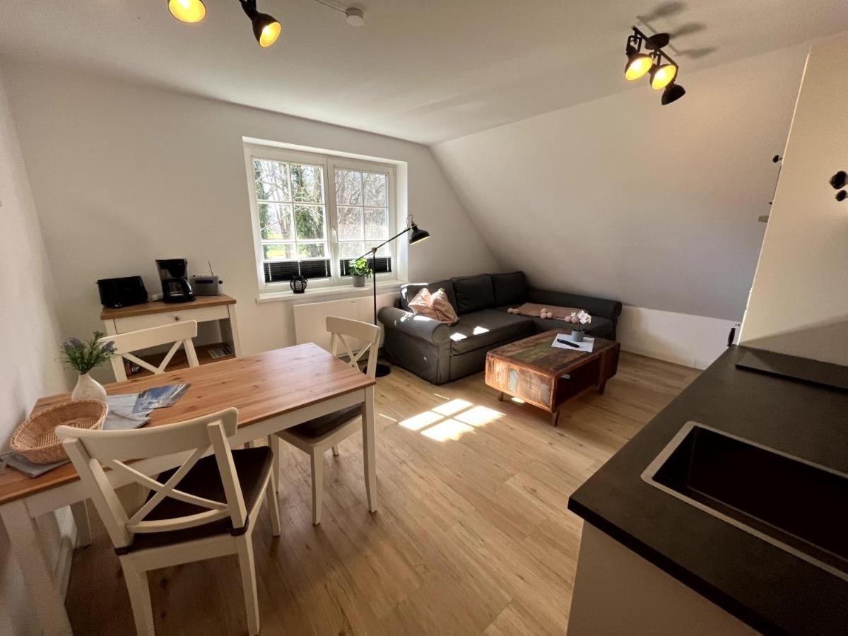 Ferienwohnung Lasse In Wieck Extérieur photo